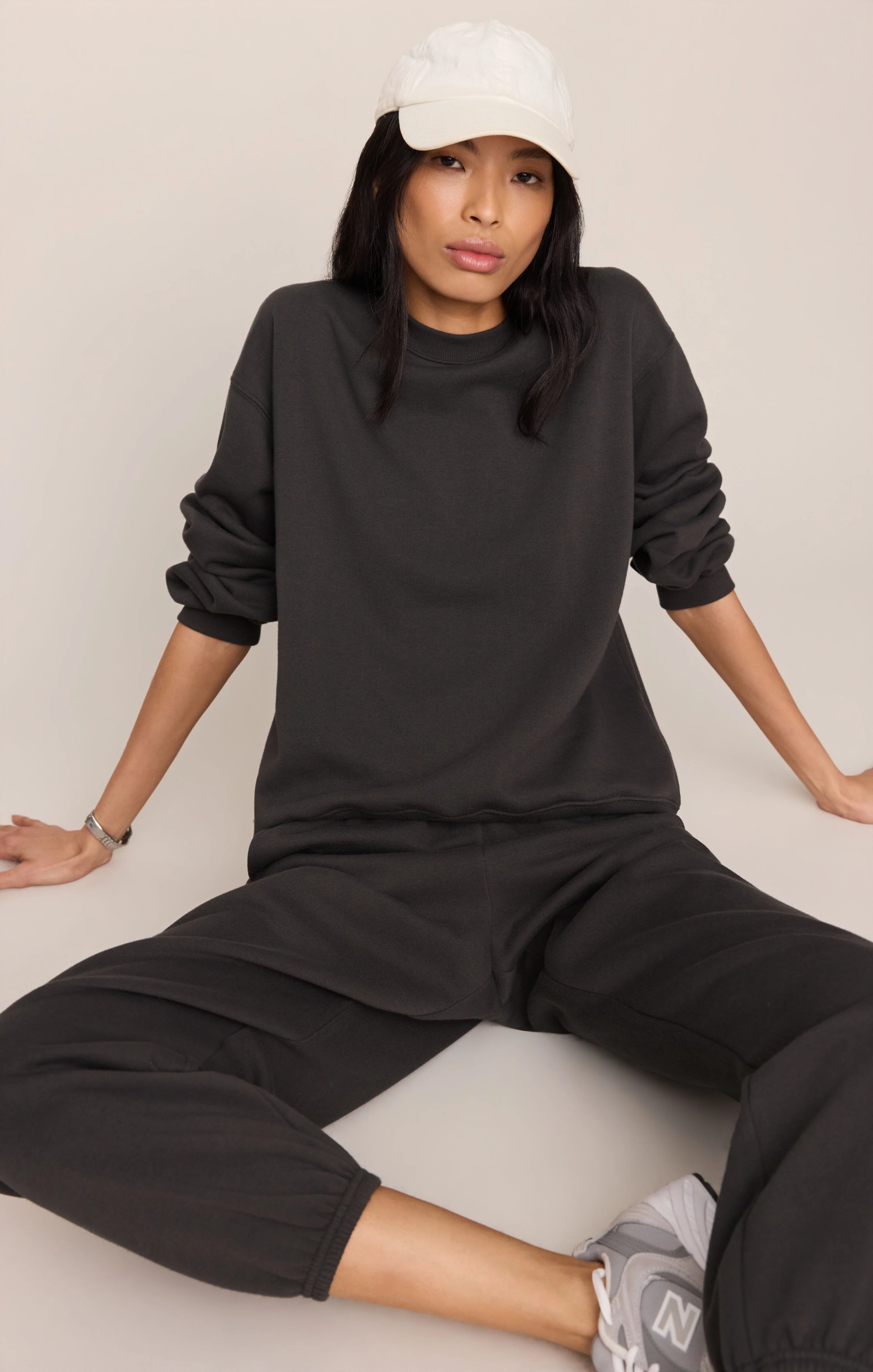 Classic Boyfriend Sweatshirt - Image 80