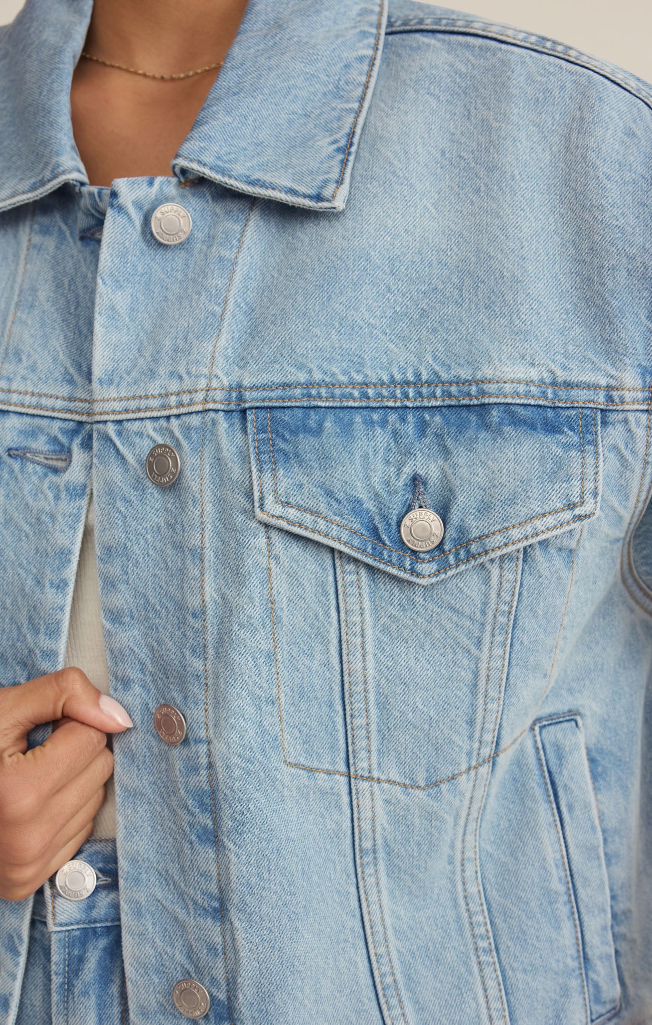 Dani Denim Trucker Jacket - Image 5