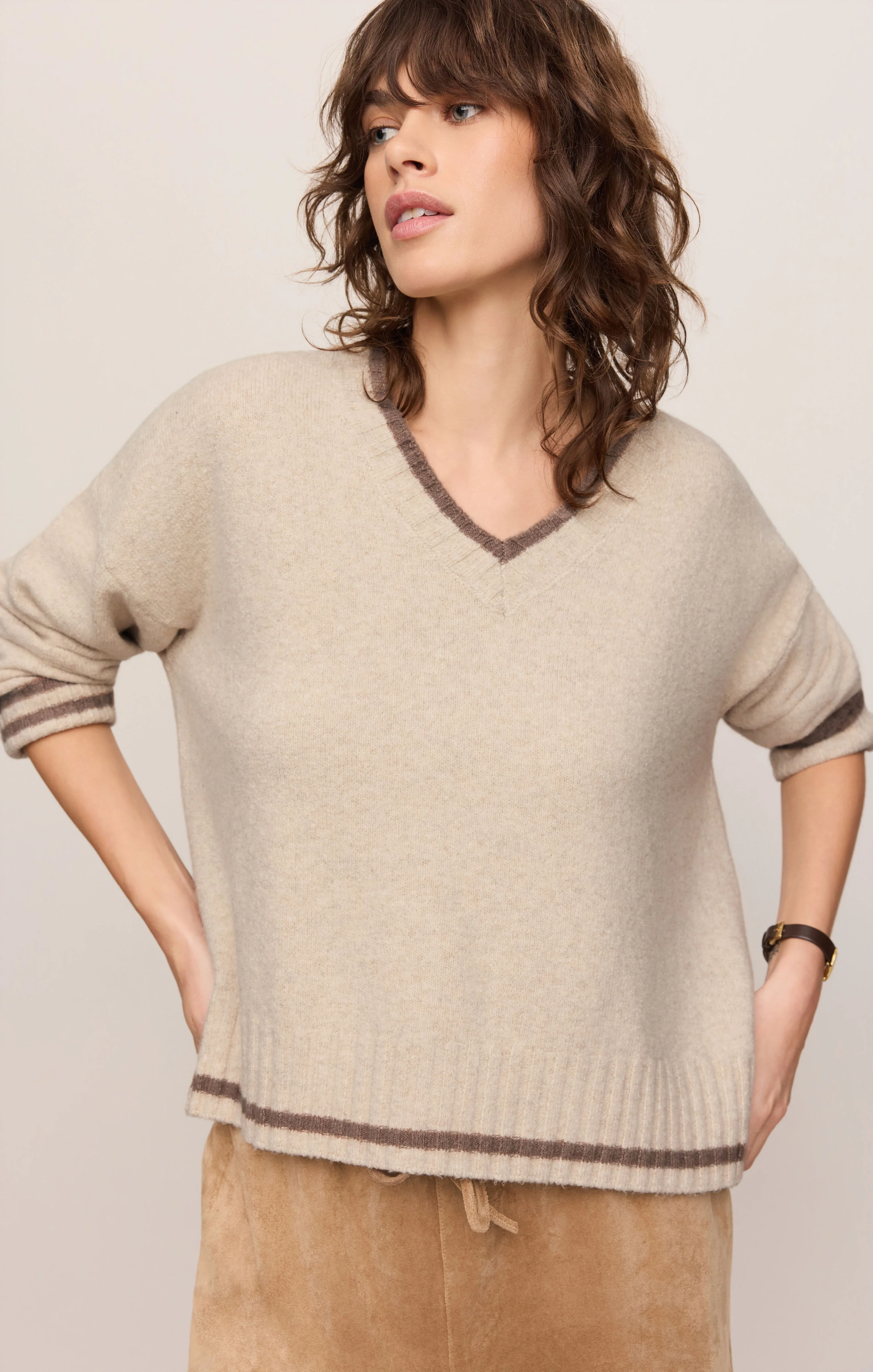 Endure V-Neck Sweater - Image 5