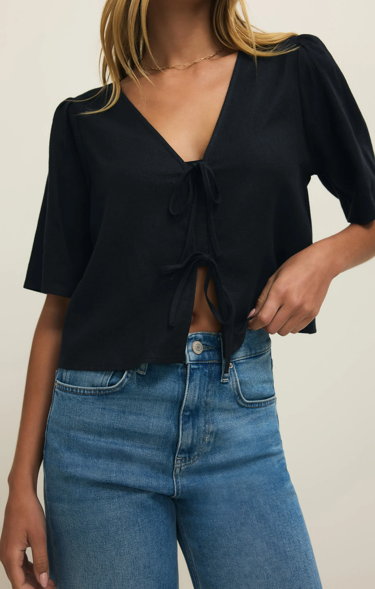 La Belle Linen Cropped Top - Image 11