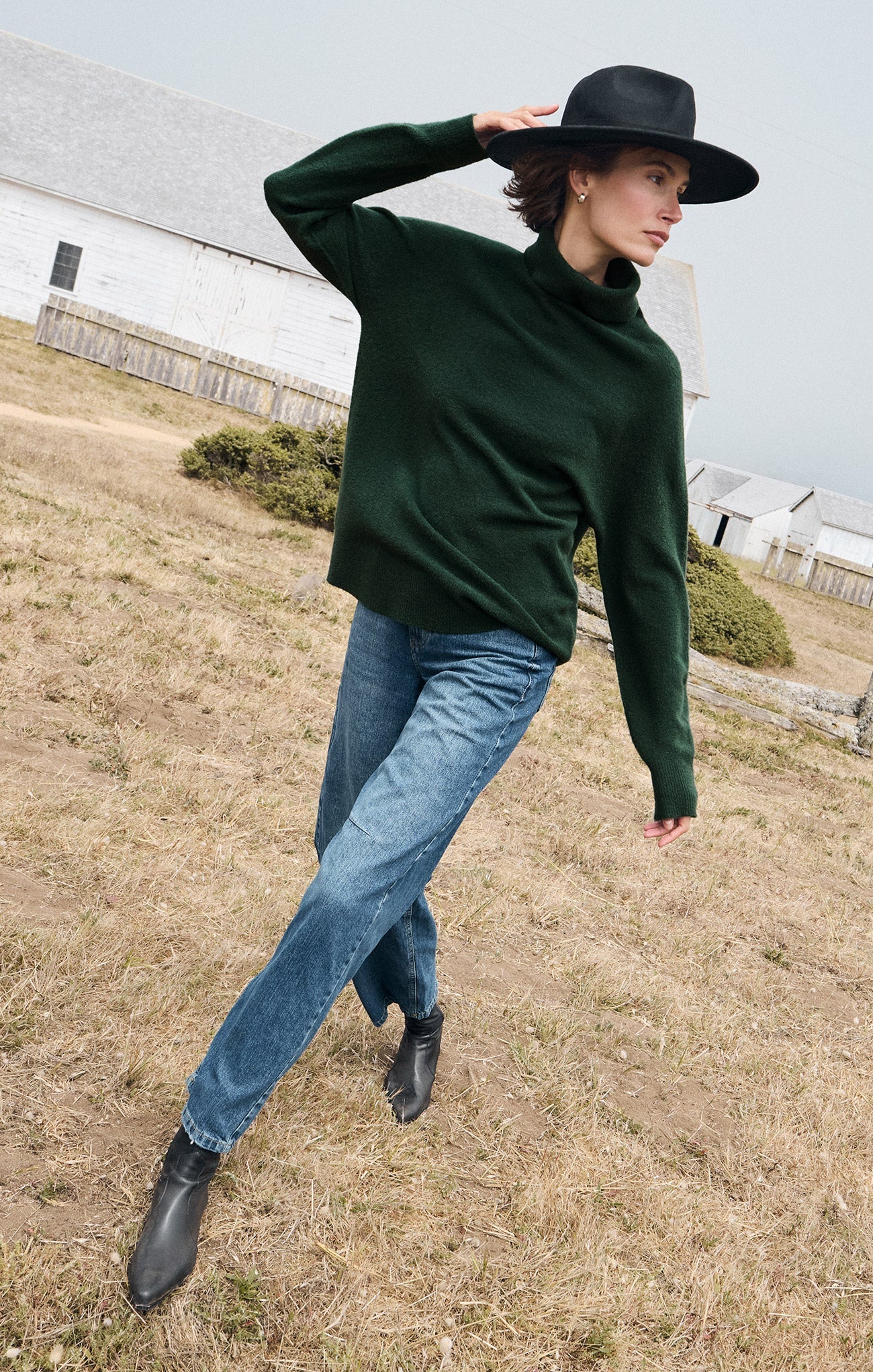 Richie Turtleneck Sweater - Image 20
