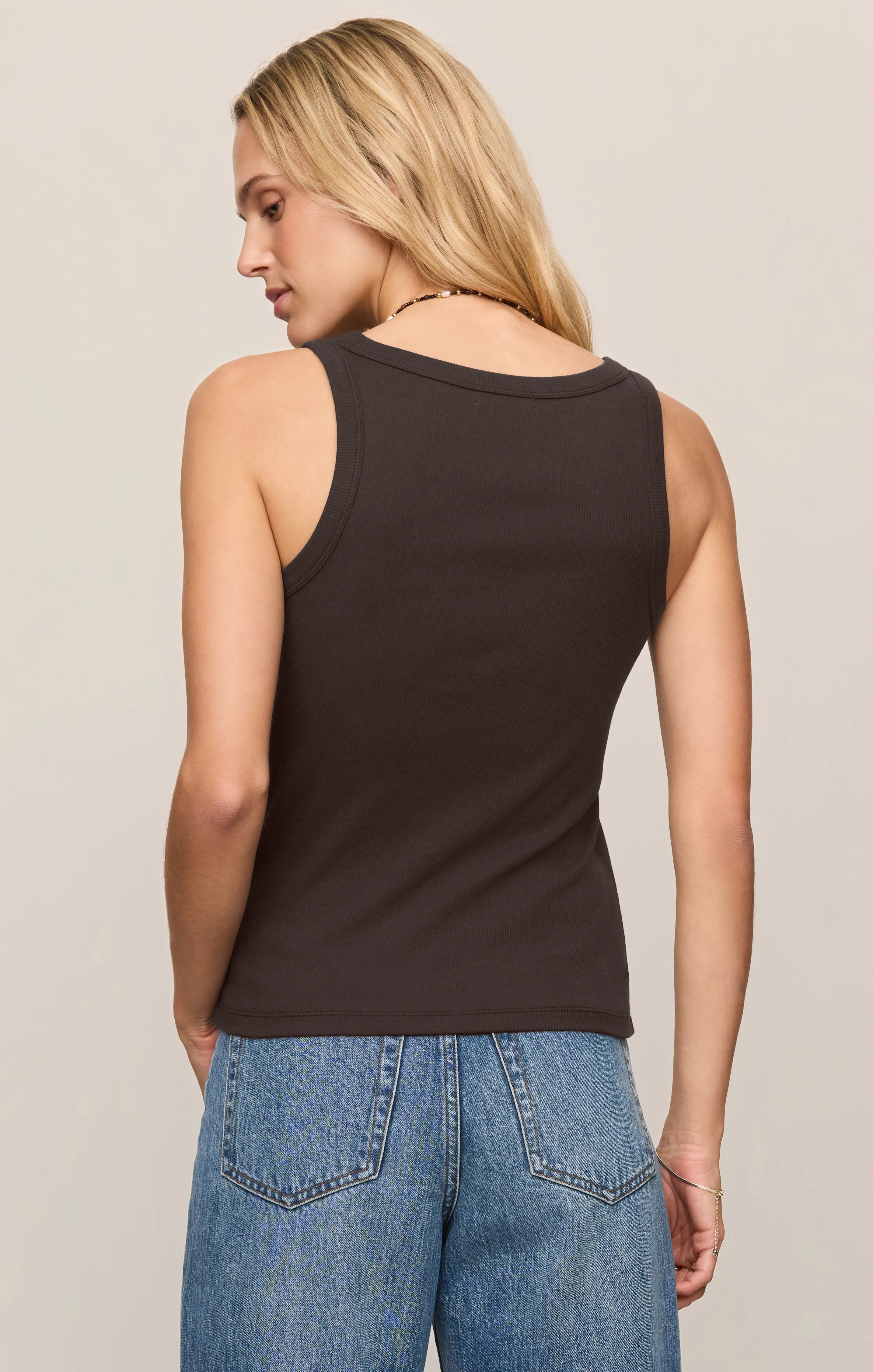 Rowe Rib Scoop Tank - Image 26