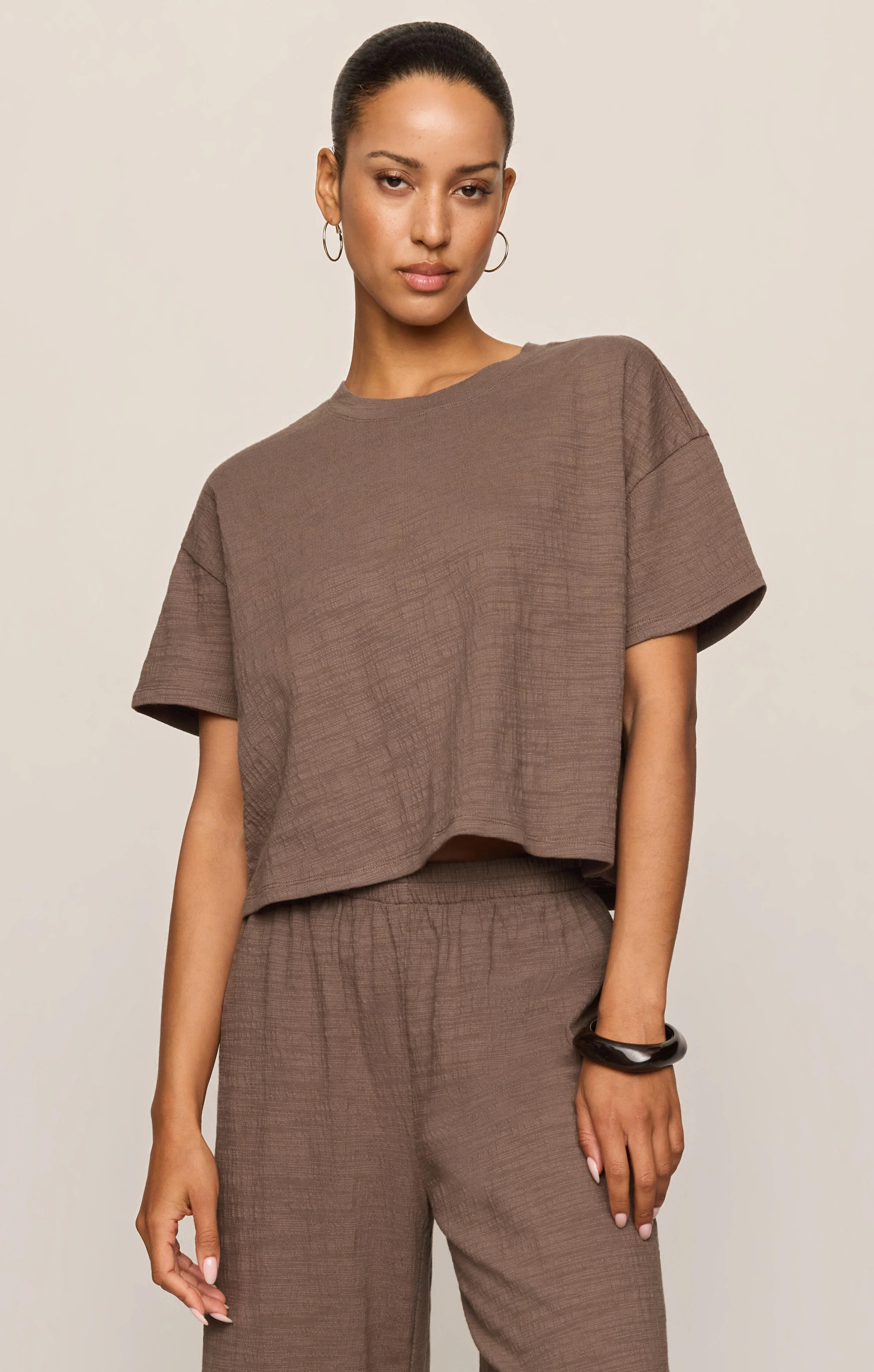 Sway Textured Cropped Tee - Image 27
